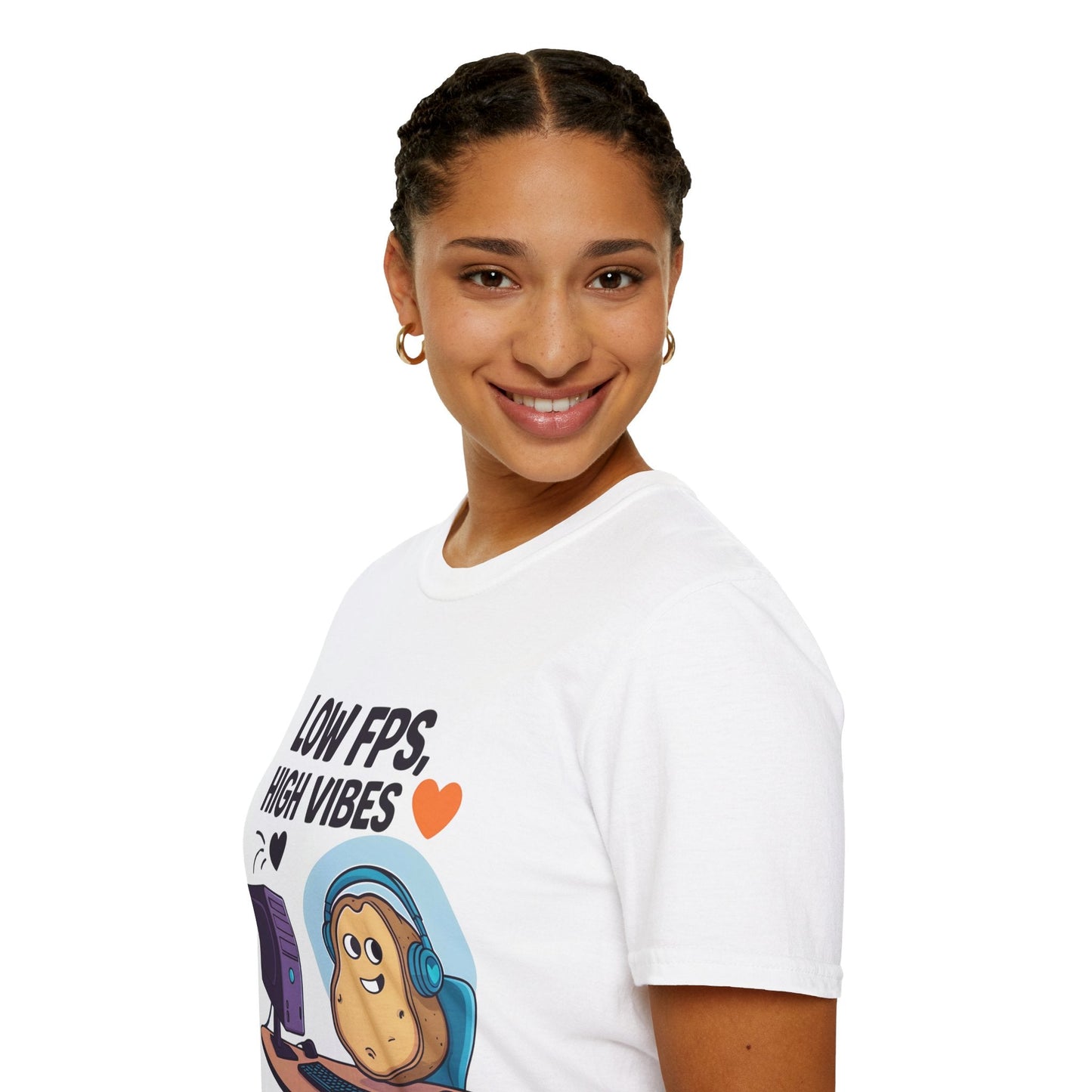 "Low FPS High Vibes" Gaming T-Shirt – Funny Gamer Shirt for Casual Players, Streamers & Retro PC Fans - Nordic Official"Low FPS High Vibes" Gaming T-Shirt – Funny Gamer Shirt for Casual Players, Streamers & Retro PC FansT-Shirt