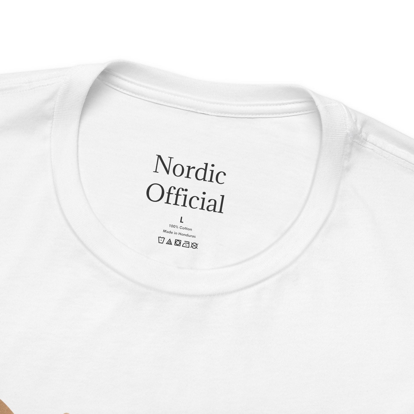 Minimalist Reindeer Face Christmas Tee – Simple, Festive, and Fun - Nordic OfficialMinimalist Reindeer Face Christmas Tee – Simple, Festive, and FunT-Shirt