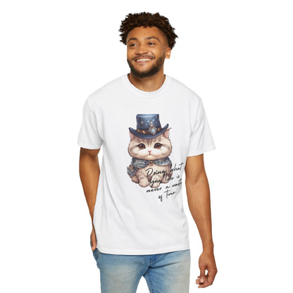 White T-shirt with Trendy Cat - Nordic OfficialWhite T-shirt with Trendy CatT-Shirt